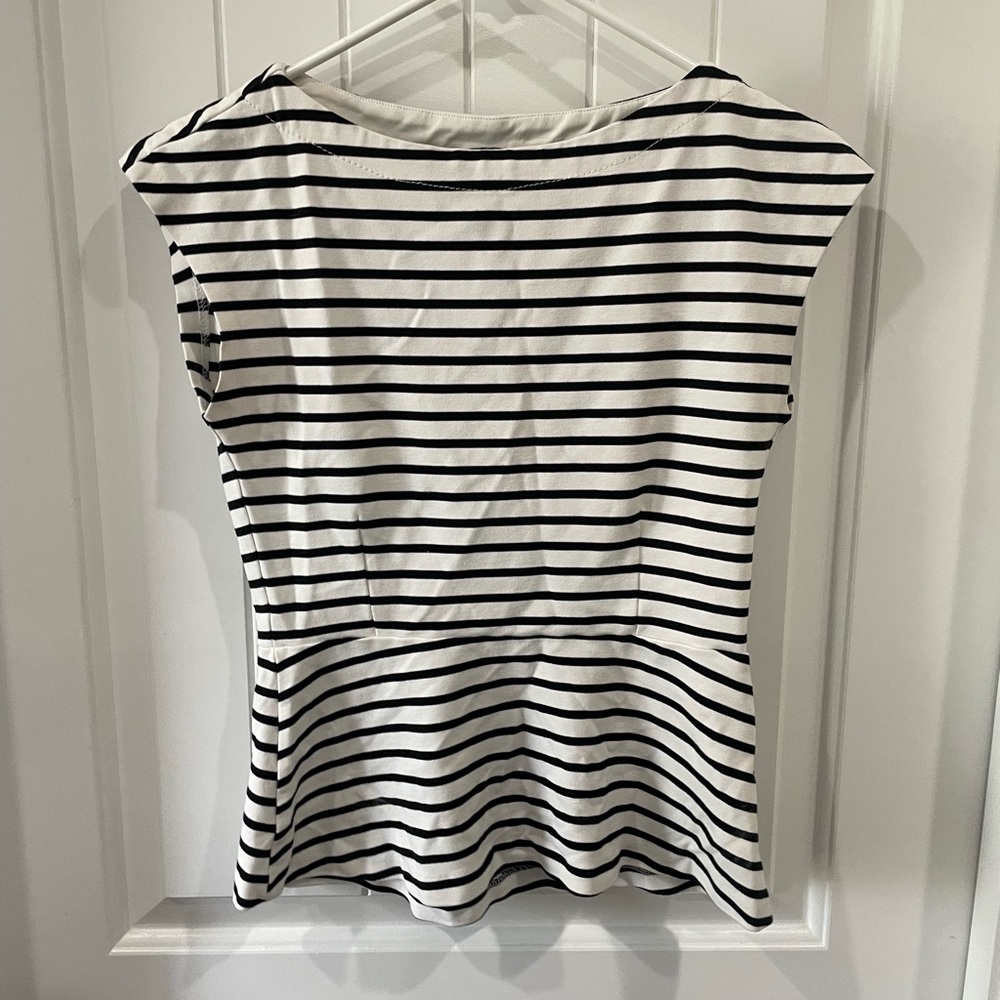 H&M women’s size small peplum striped top white with black stripes
